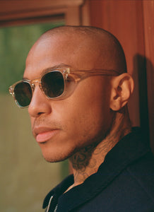 lifestyle|overlay|Ace SUN::47::Pure Glass