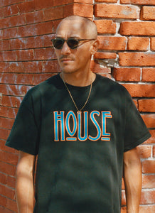 lifestyle|overlay|Brooks::47::Brushed Silver