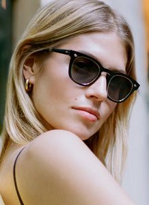 lifestyle|overlay|HANALEI::45::Black Glass
